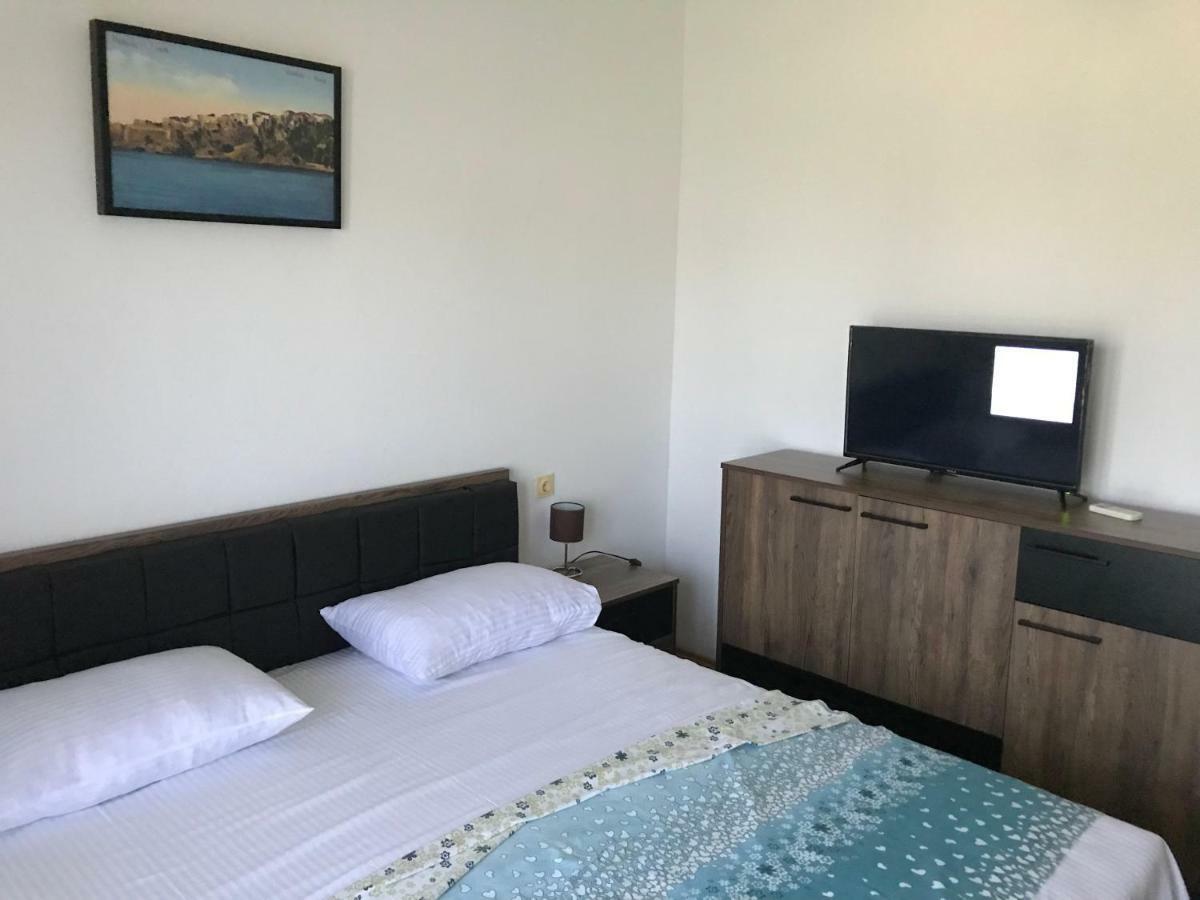 Apartaments Queen Ulcinj Zewnętrze zdjęcie